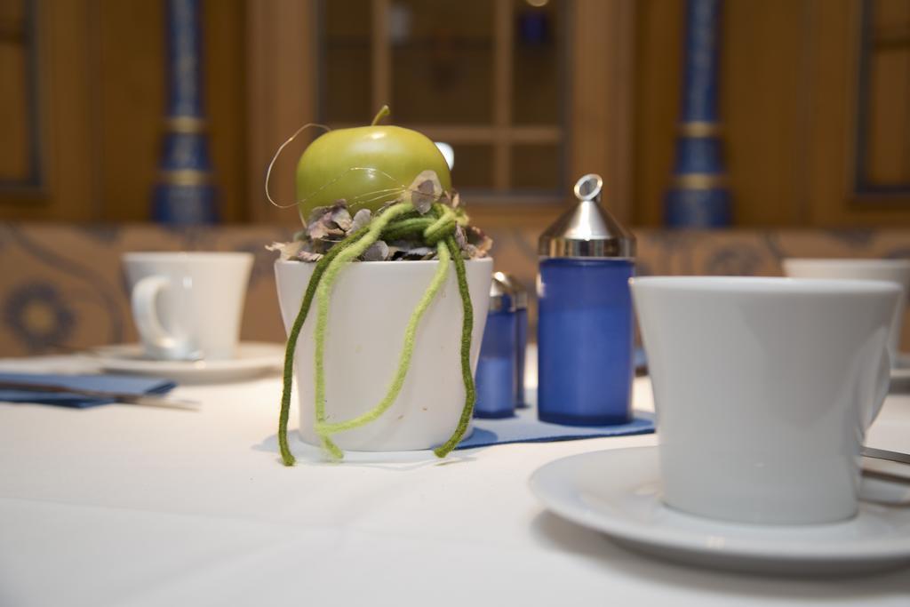 Hotel Garni Promenade Weißenhorn エクステリア 写真